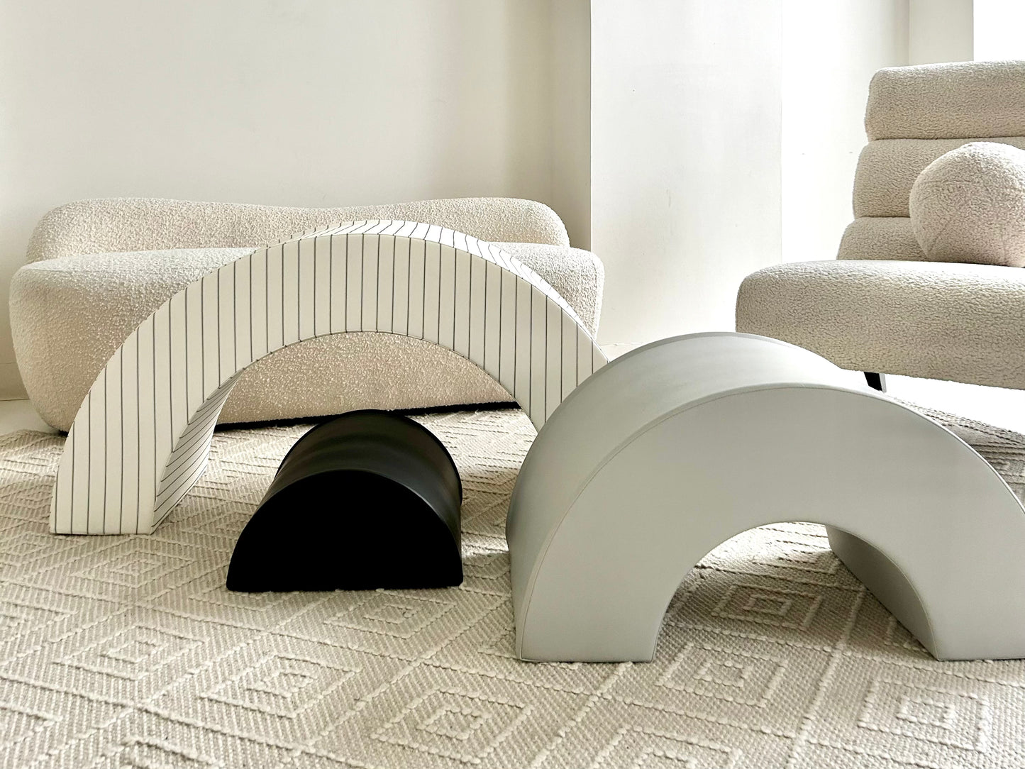 Rocker in Pebble